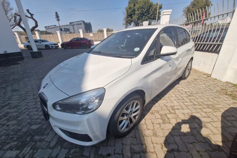 BMW 218i (F45) Active Tourer Steptronic 2018 — photo