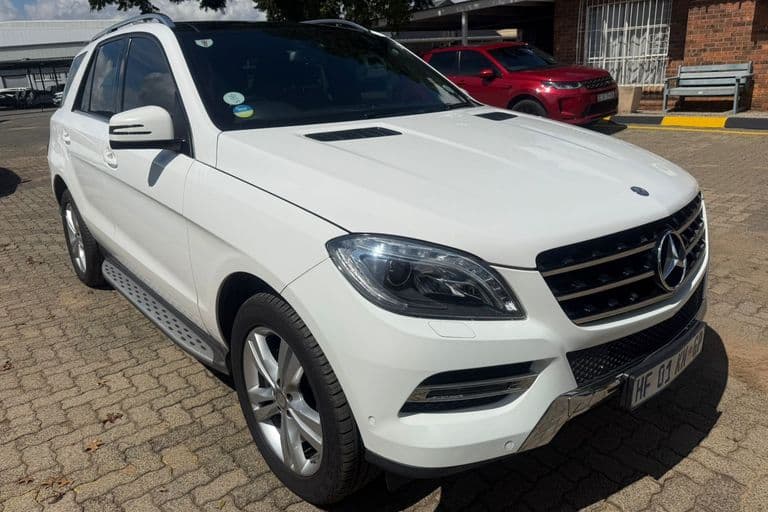 Mercedes Benz ML 350 BlueTEC 2014 — photo