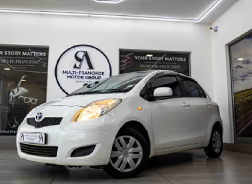 Toyota Yaris T3+ Hatch Back Auto 2011 — photo