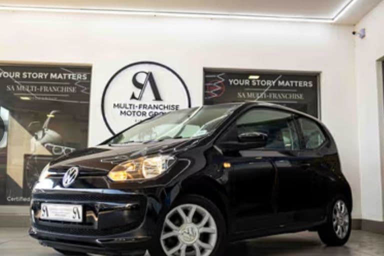 Volkswagen (VW) Move up! 3 Door 2015 — photo