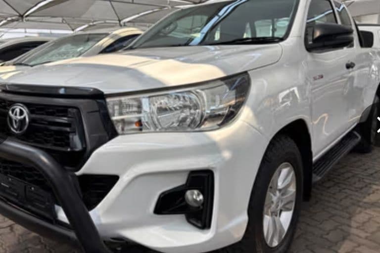 Toyota Hilux 2.4 GD-6 RB SRX Extra Cab Auto 2020, photo