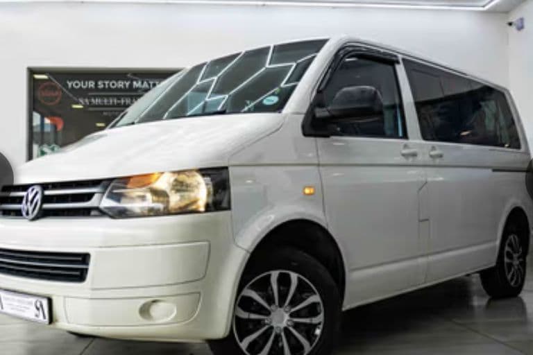 Volkswagen (VW) Kombi T5 2.0 TDi (75 kW) SWB Base 2013, photo