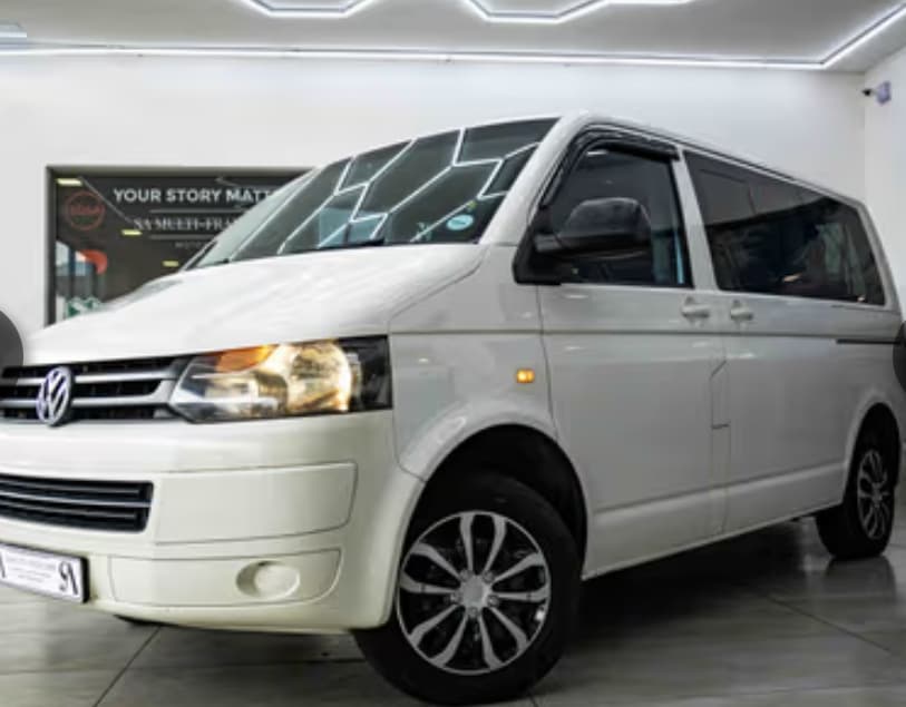 Volkswagen (VW) Kombi T5 2.0 TDi (75 kW) SWB Base 2013, photo