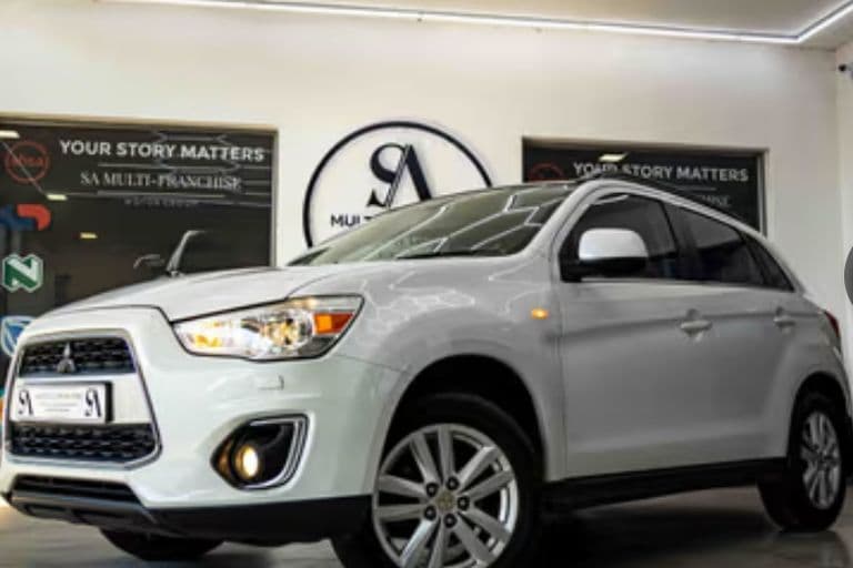 Mitsubishi ASX 2.0 5 Door GLX 2015, photo