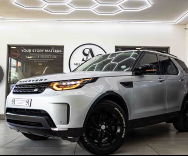 Land Rover Discovery 5 3.0 TD6 HSE 2017, photo