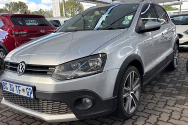 Volkswagen (VW) Polo Cross 1.6 TDi 2011, photo