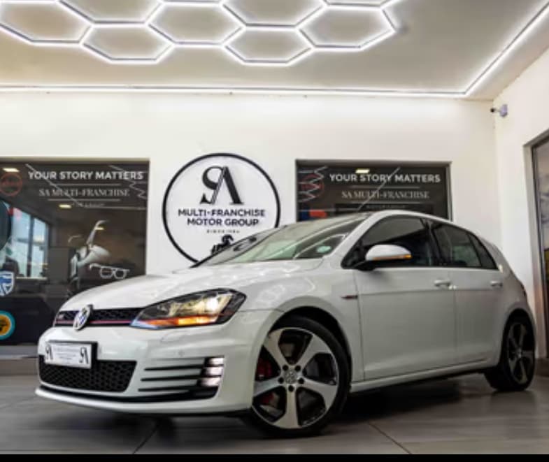 Volkswagen (VW) Golf 7 GTi 2.0 TSi DSG 2015, photo