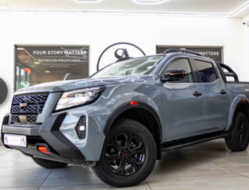 Nissan Navara 2.5 DDTi Pro -2X Double Cab Auto 2022, photo