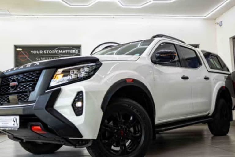 Nissan Navara 2.5 DDTi Pro -2X Double Cab Auto 2022, photo
