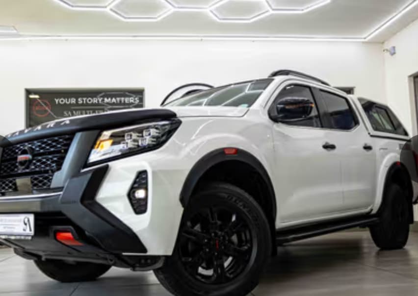 Nissan Navara 2.5 DDTi Pro -2X Double Cab Auto 2022, photo