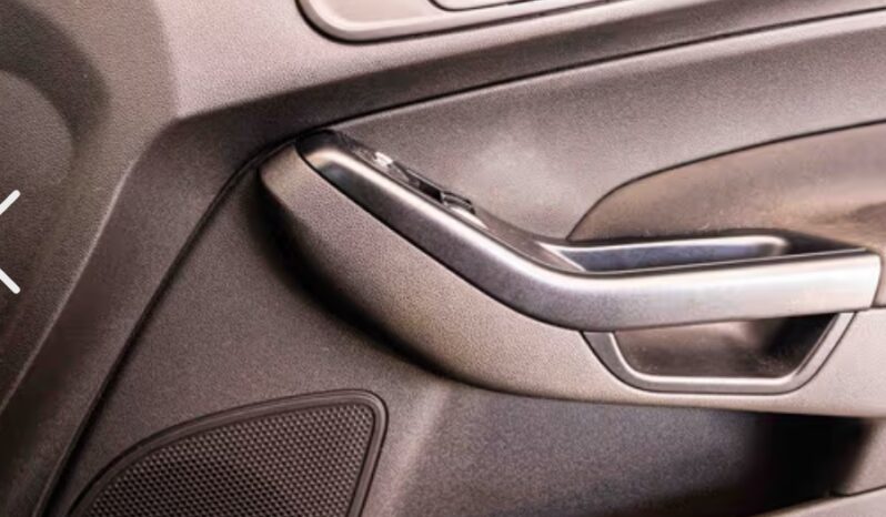 
								Ford Fiesta 1.4i 5dr Ambiente 5dr 2014 full									
