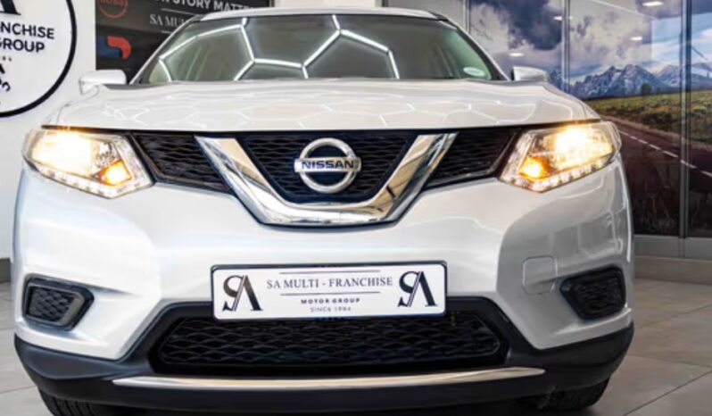 
								Nissan Xtrail 2.0 XE 4X2 2017 full									