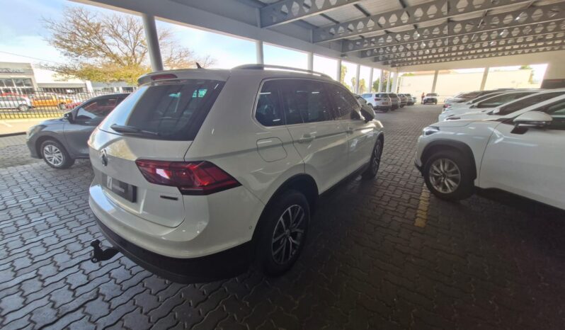 
								Volkswagen Tiguan 2.0 TDi Comfortline 4Motion DSG 2020 full									