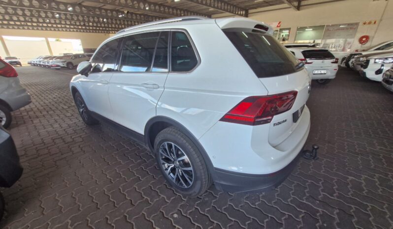 
								Volkswagen Tiguan 2.0 TDi Comfortline 4Motion DSG 2020 full									