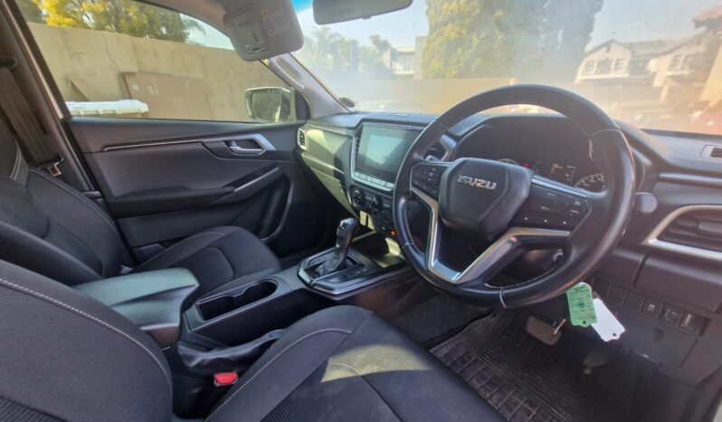 
								Isuzu D-Max 1.9 Ddi HR LS E-Cab Auto 2022 full									