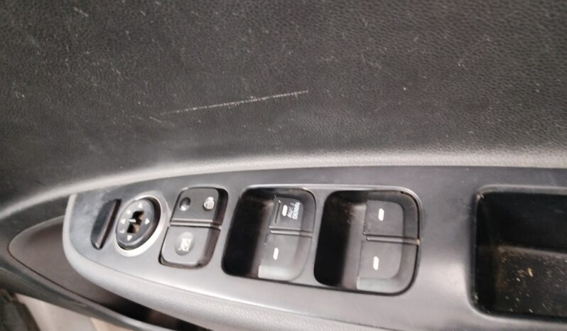 
								Hyundai Grand I10 1.25 Fluid 2014 full									