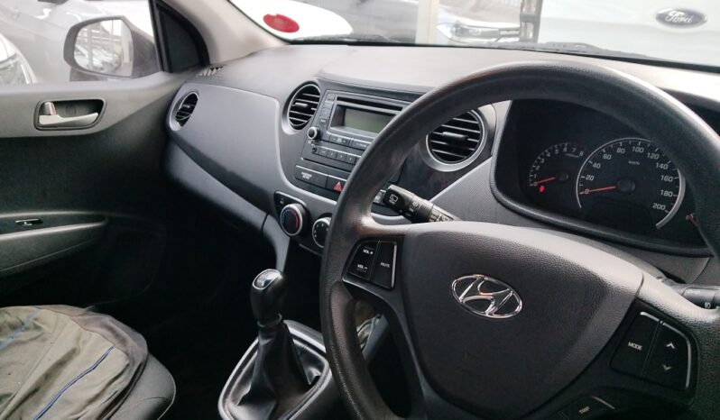 
								Hyundai Grand I10 1.25 Fluid 2014 full									