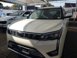 
										Mahindra XUV 300 1.2T (W8) 2022 full									