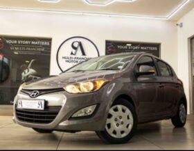 Hyundai i20 1.4 (73 kW) Fluid Auto 2014