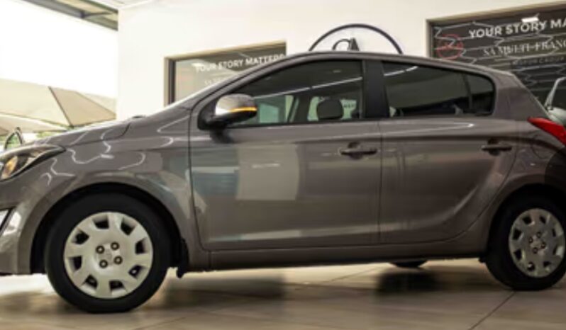 
								Hyundai i20 1.4 (73 kW) Fluid Auto 2014 full									