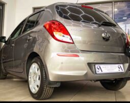 
										Hyundai i20 1.4 (73 kW) Fluid Auto 2014 full									