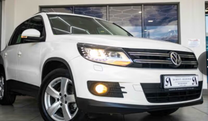 
								VW Tiguan II 1.4 TSi BlueMotion Trend and Fun DSG (110 kW) 2013 full									