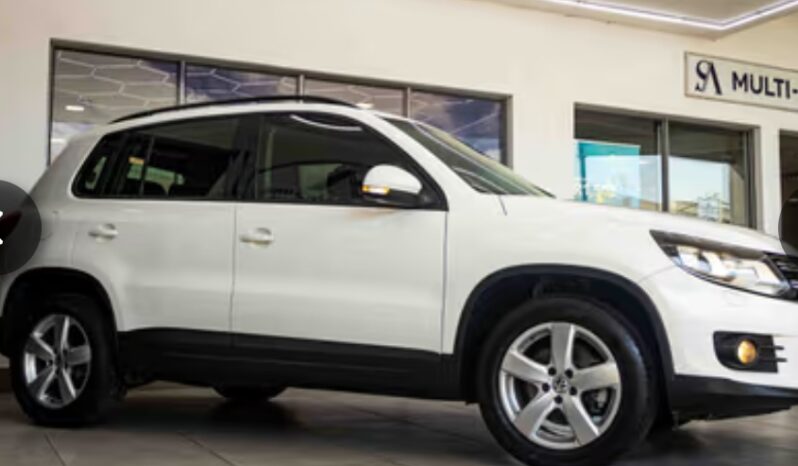 
								VW Tiguan II 1.4 TSi BlueMotion Trend and Fun DSG (110 kW) 2013 full									