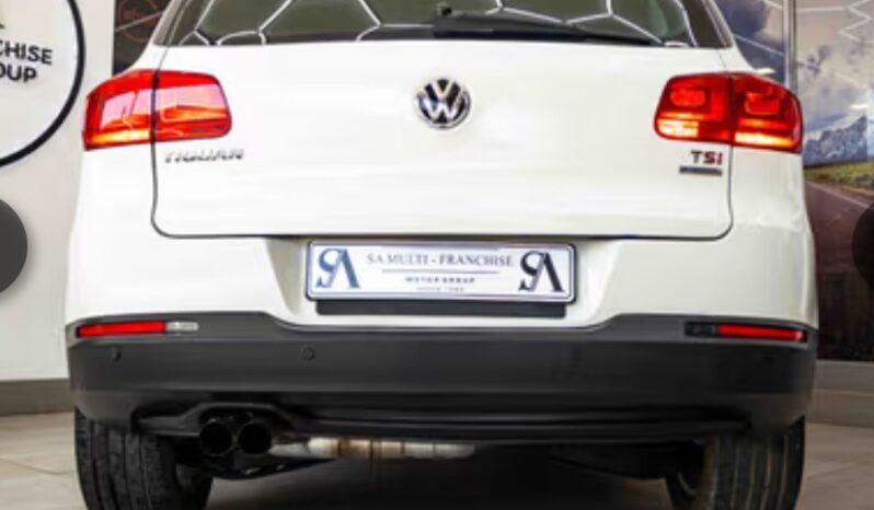 
								VW Tiguan II 1.4 TSi BlueMotion Trend and Fun DSG (110 kW) 2013 full									