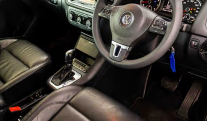 
								VW Tiguan II 1.4 TSi BlueMotion Trend and Fun DSG (110 kW) 2013 full									