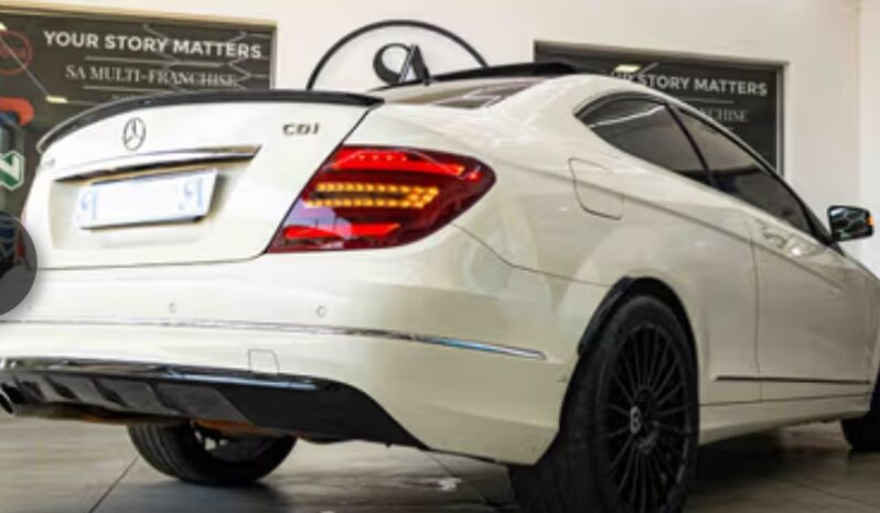 
								Mercedes Benz C 250 Blue Efficiency Coupe 7G-Tronic 2013 full									