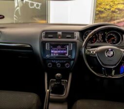
										VW Jetta GP 1.4 TSi Comfortline Sedan 2017 full									