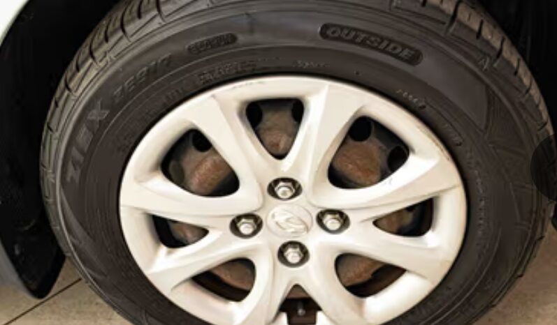 
								Hyundai Accent IV 1.6 GLS Fluid 2011 full									