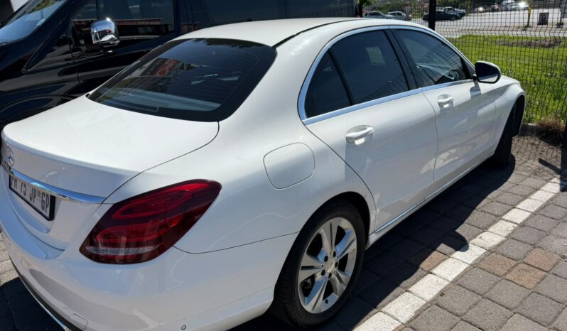 
								Mercedes Benz C 180 Auto 2016 full									