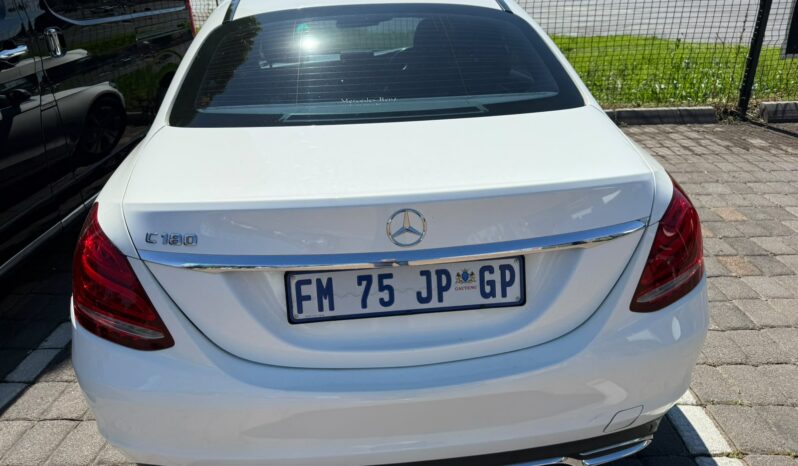 
								Mercedes Benz C 180 Auto 2016 full									