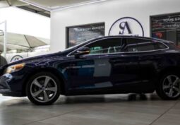 
										Volvo V40 D2 Inscription 2016 full									