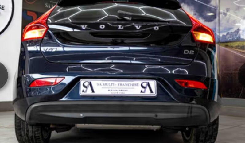 
								Volvo V40 D2 Inscription 2016 full									