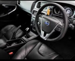 
										Volvo V40 D2 Inscription 2016 full									
