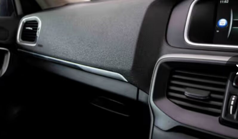 
								Volvo V40 D2 Inscription 2016 full									