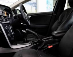 
										Volvo V40 D2 Inscription 2016 full									