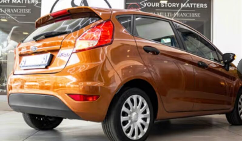 
								Ford Fiesta 1.4i (71 kW) Ambiente Hatch Back 2016 full									