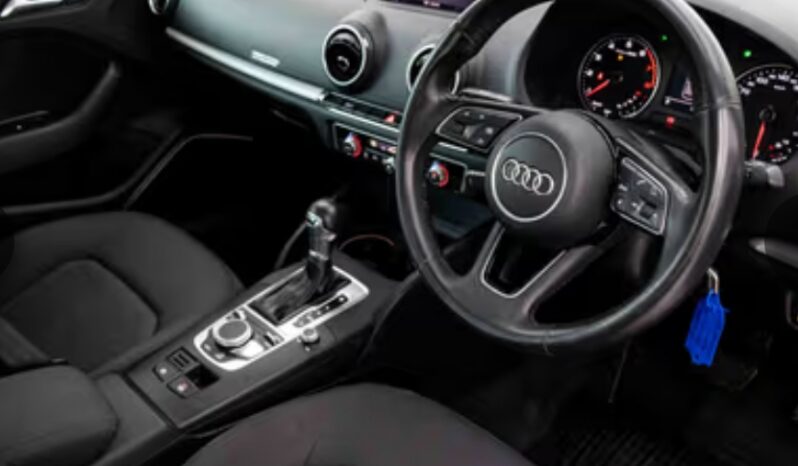 
								Audi A3 1.4 T FSi S-tronic 2020 full									