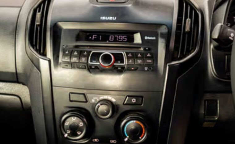 
								Isuzu D-Max 250 HO Hi-Rider Double Cab Pick Up 2023 full									